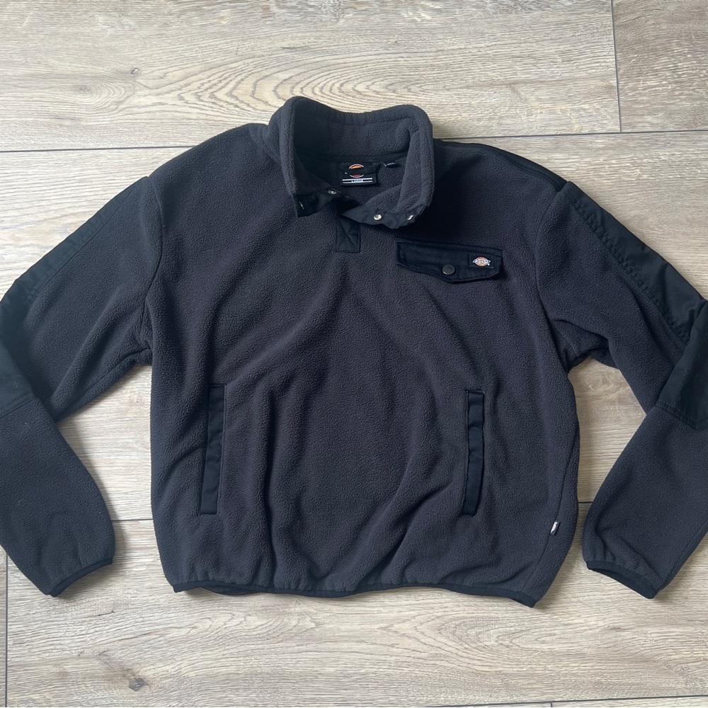 Dickies Women’s Pullover Fleece - Black - XS see description.